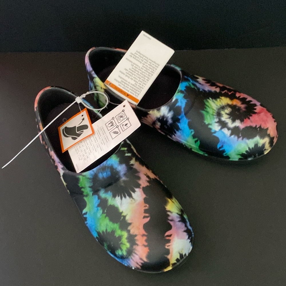 NEW🖤Crocs Neria Pro II Dual Crocs